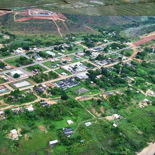 Vista aérea da cidade de Uiramutã, em Roraima.