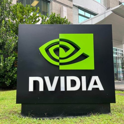 Nvidia investe pesado na fabricação de supercomputadores de IA nos EUA